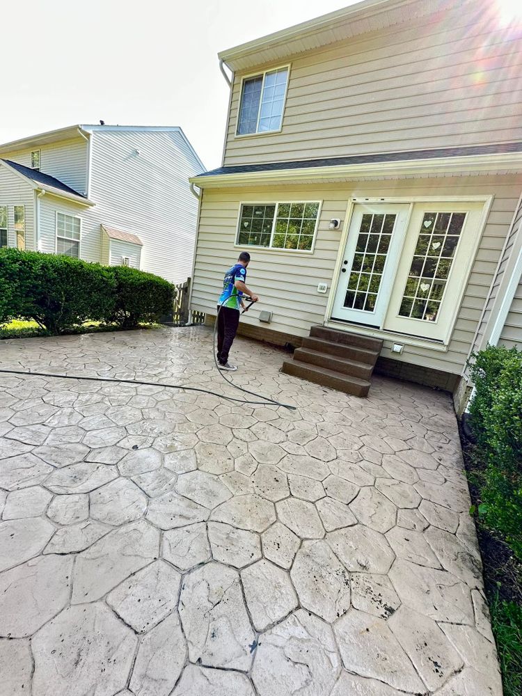 Pressure Washing for Detailed Power Washing & Holiday Lights in Fredericksburg, VA