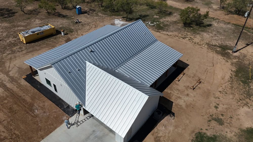 Metal roofs  for Barcenas Roofing & Remodeling in San Saba, TX
