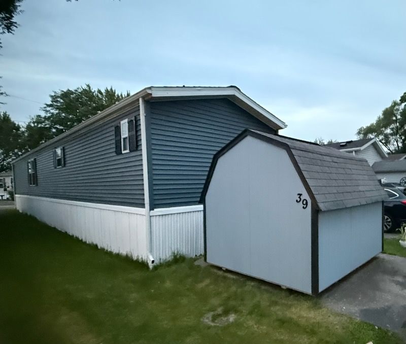 All Photos for Ultimate Exteriors in Beloit, WI