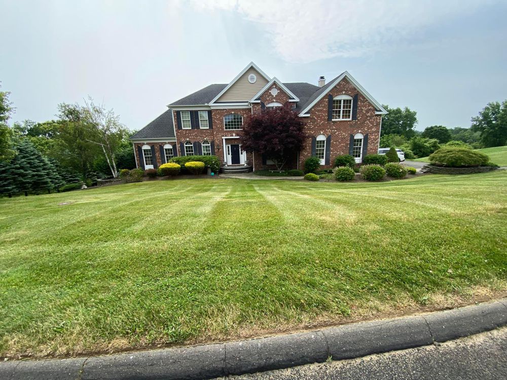 Lawn Maintenance  for Ace Landscaping in Trumbull, CT