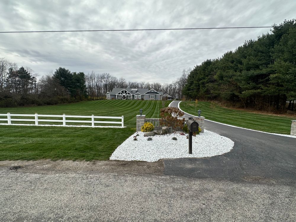 All Photos for FIRST CLASS GRASS LLC in Syracuse, IN