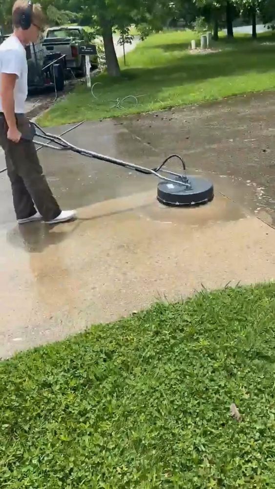 All Photos for Bluegrass Brothers Exterior Services LLC in Elizabethtown, KY