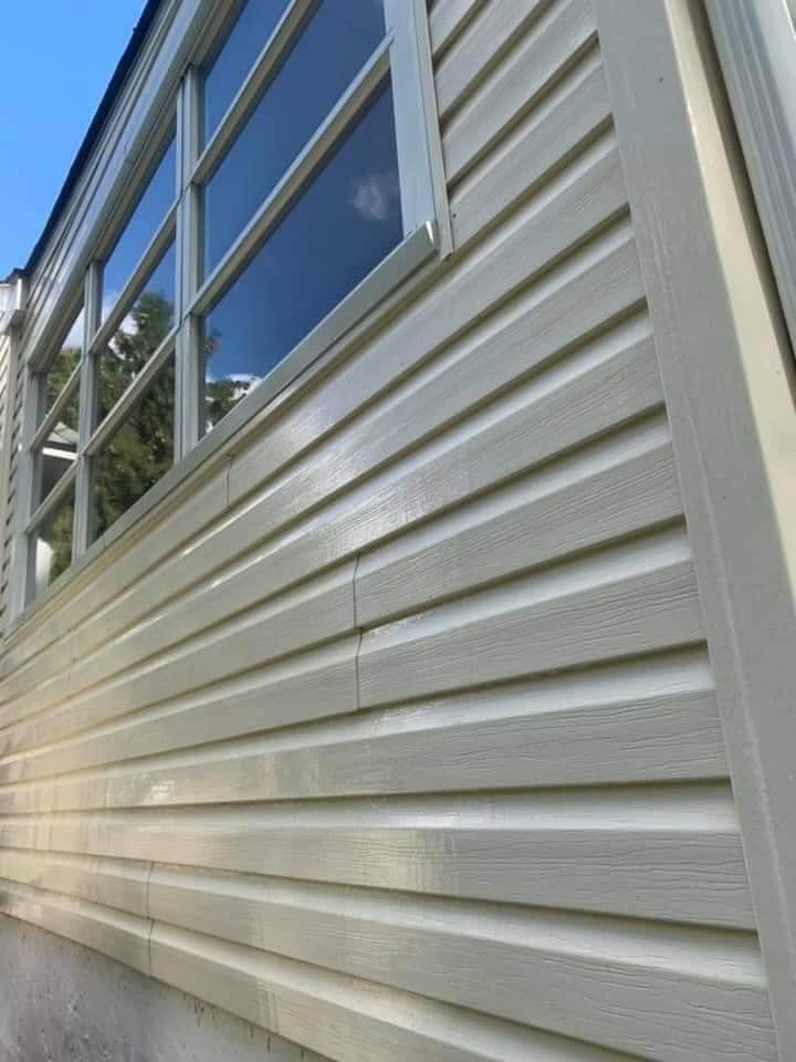 Pressure Washing & Soft Wasching for Five Star Pro Exteriors in Philadelphia, PA