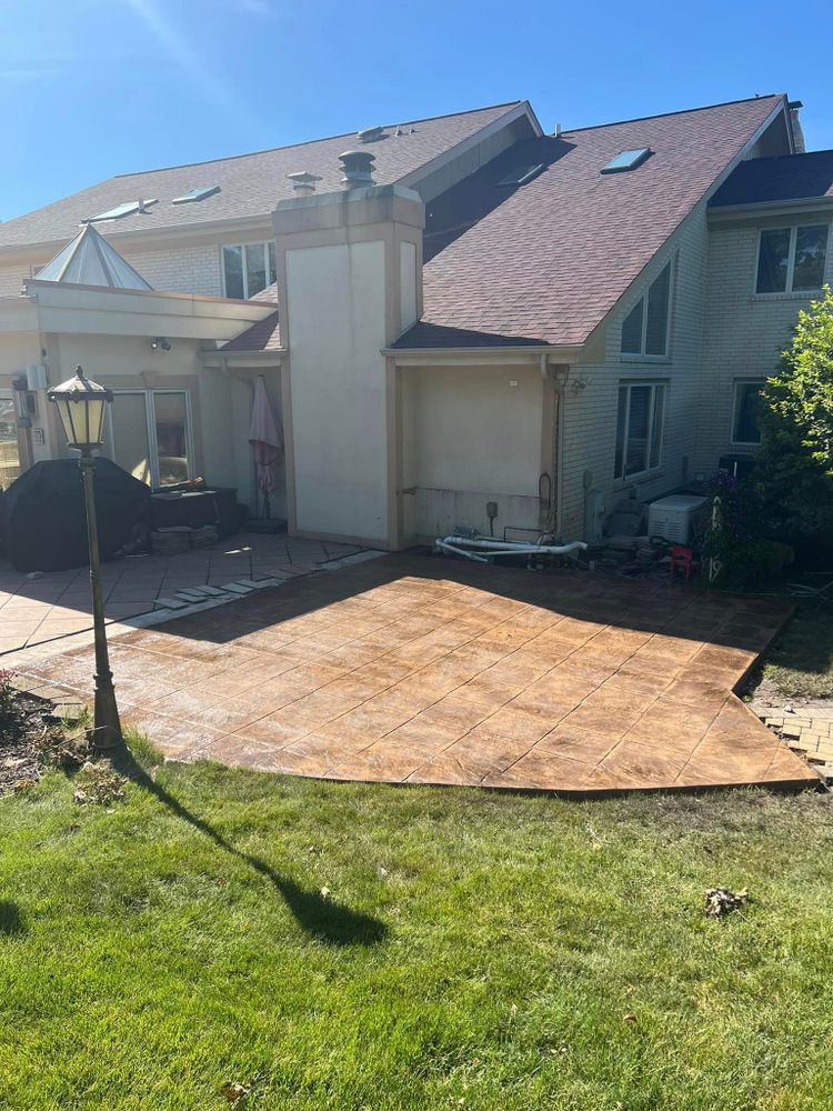   Concrete for Luna Dynasty Concrete in Chicago, IL