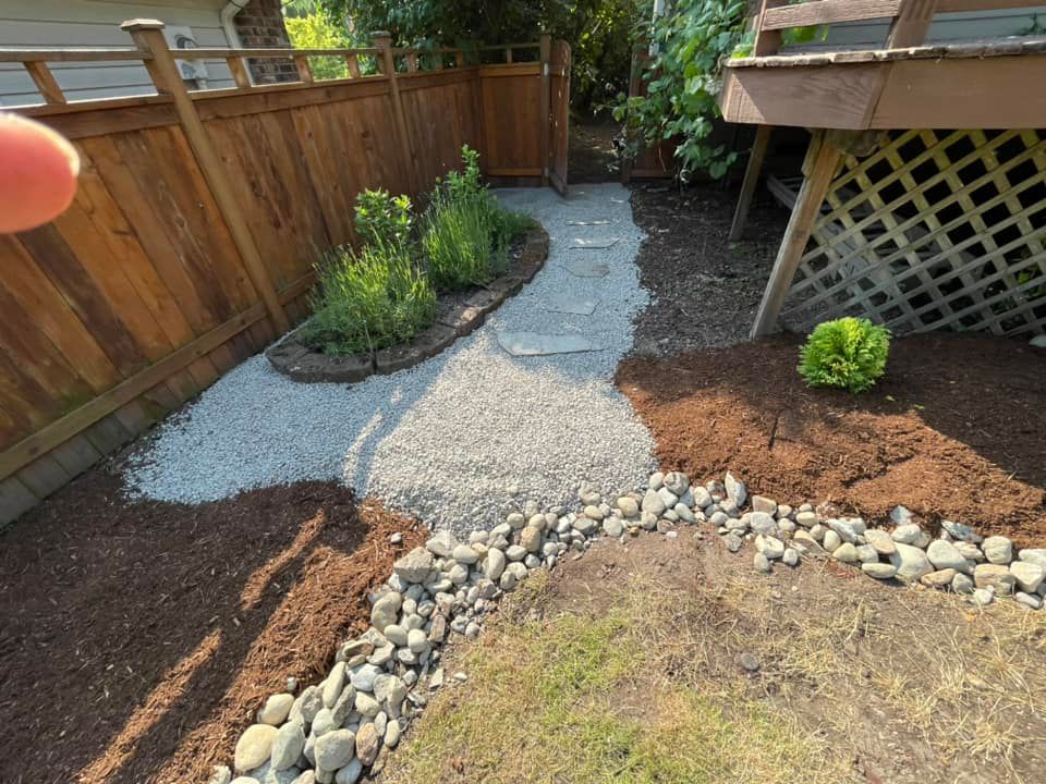 Enhance your garden's beauty and health with our professional mulch installation service. We expertly install high-quality mulch to retain moisture, suppress weeds, and enrich your landscape’s aesthetic appeal. for Stealth Landscaping in Black Diamond, WA