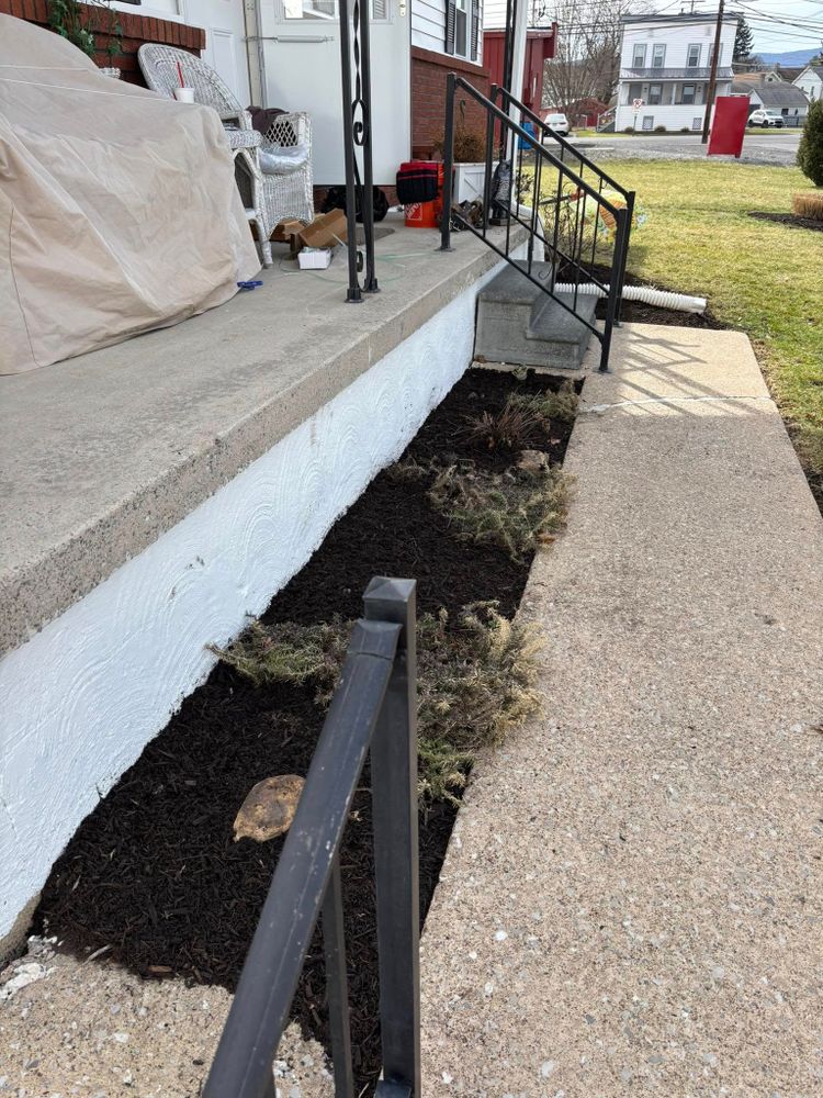MULCH INSTALLATIONS for Bryant Property Solutions in Altoona, PA
