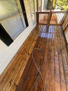 When it comes to your home it is critical that you not only wash it but also ensure a safe technique when doing so. Our softwash will remove grime without risking damage. for JB Applewhite's Pressure Washing in Anderson, SC