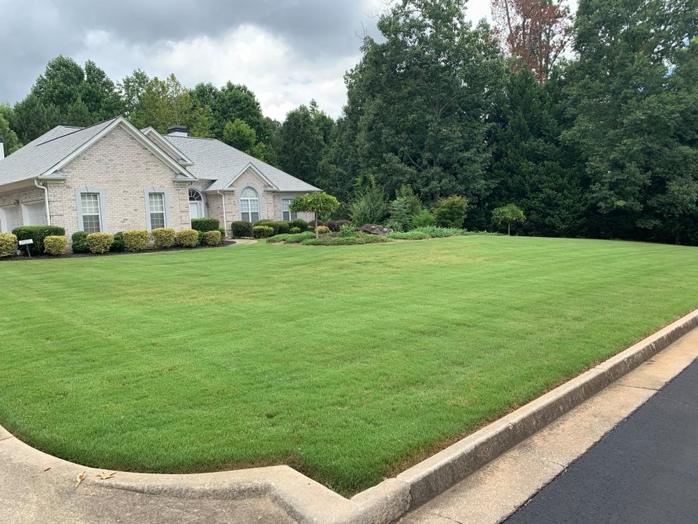 Lawn Care for Aries Lawnscapes in Atlanta, GA