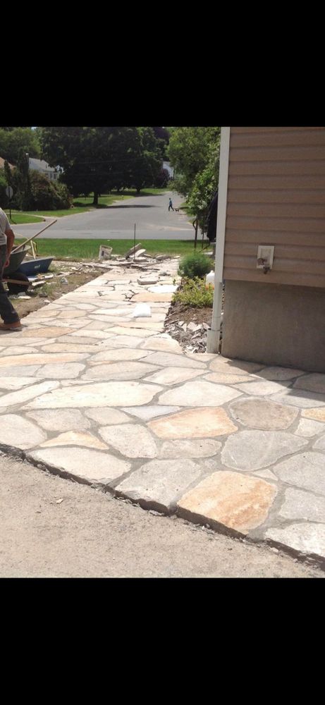 Residential Projects for Willis Landscape & Masonry LLC in Newtown, CT