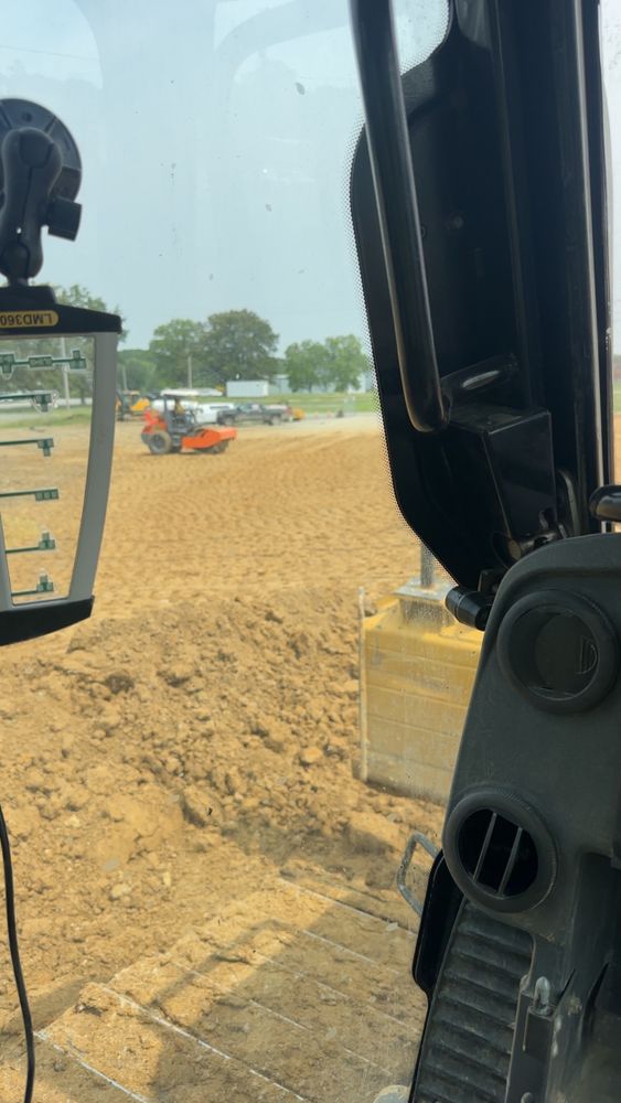Excavating for Travis Excavating LLC in Olney,, IL