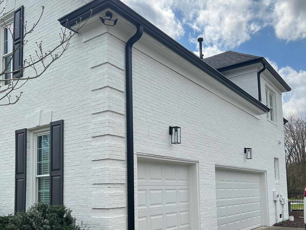 Our 5" & 6" gutters service offers durable and effective solutions to protect your home from water damage. Upgrade to these larger sizes for improved water flow and enhanced functionality. for Ultimate Gutters in Charlotte, NC