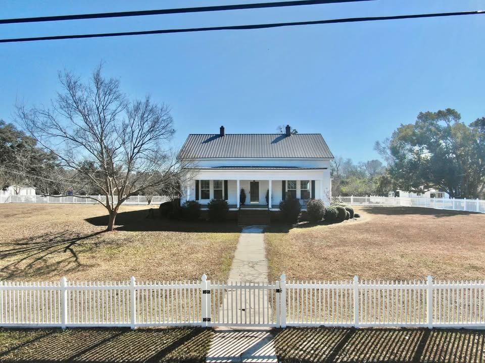 All Photos for Corbitt Vinyl Products in Hazlehurst, GA