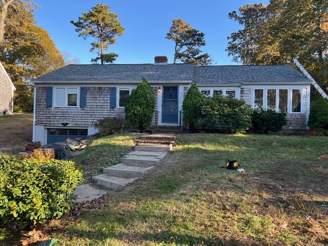 Roofing for Seaside Roofing and Siding in Barnstable County, MA