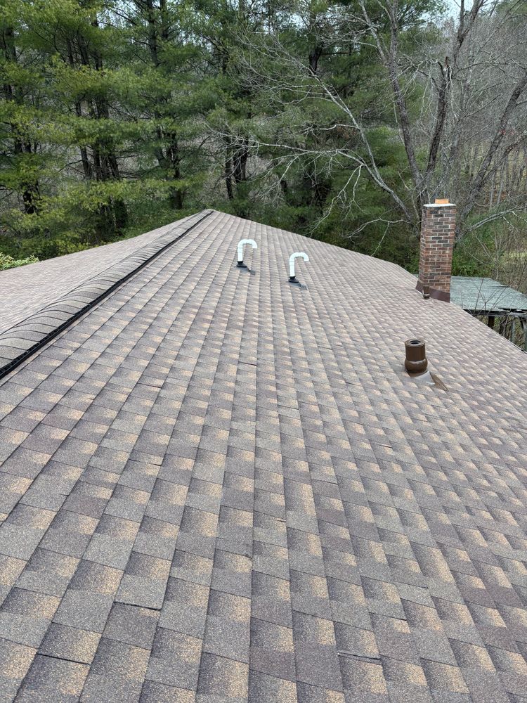 Shingle Roofs for Rock Star Roofing LLC  in Dandridge,  TN
