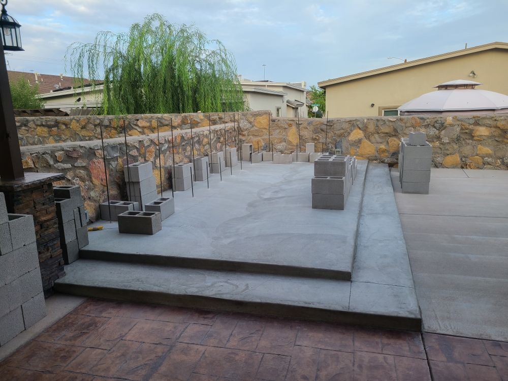 Residential Concrete Bench for ADM Landscaping & Irrigation LLC in El Paso,  TX