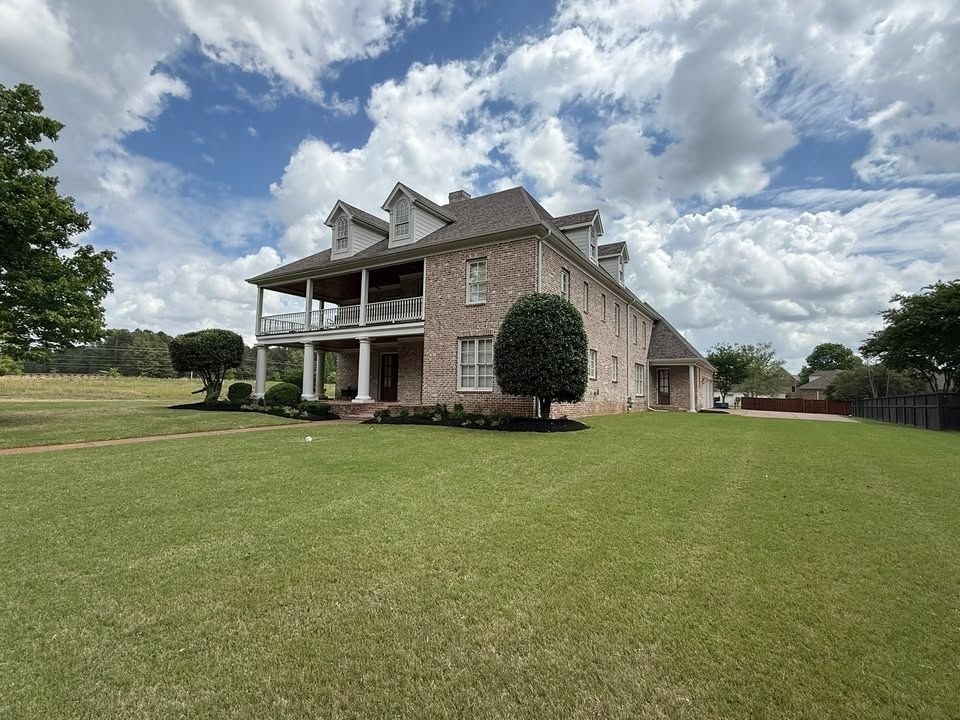All Photos for Sanchez Z. Landscaping in Memphis, TN