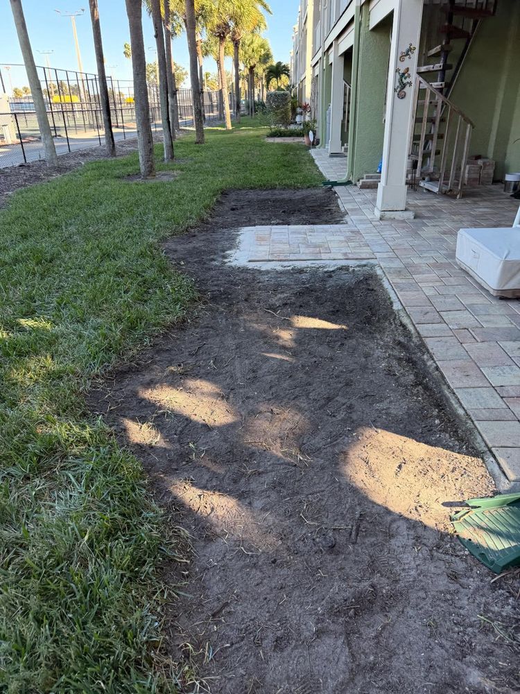 Fall Clean Up for AGT Landscape & Design LLC. in Saint Petersburg, FL