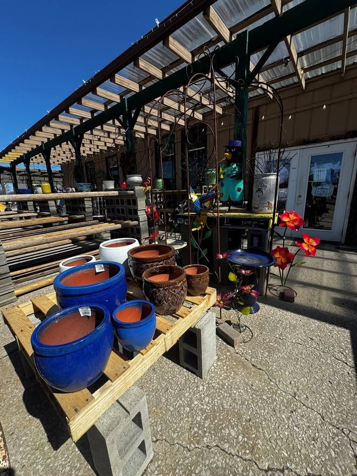 All Photos for Mayfield Landscaping in Staunton, IL