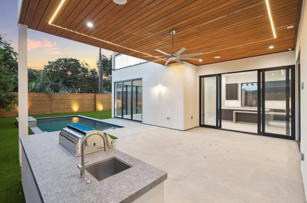 Transform your outdoor space with our expert patio building service, enhancing functionality and aesthetics. We design and construct durable patios tailored to your style, guaranteeing satisfaction and adding value to your home. for Texas Estate Construction in West University Place, TX