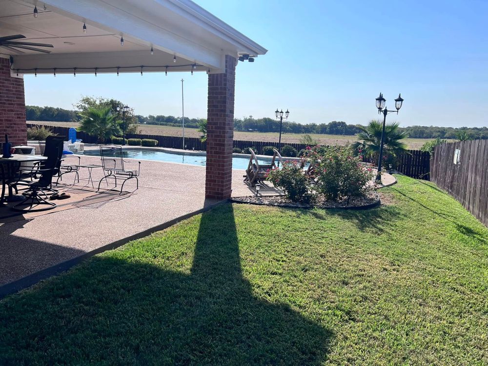 AAA Lawn Service team in Moody, TX - people or person