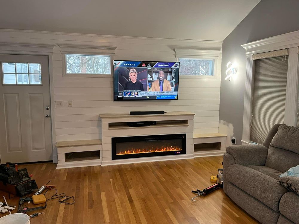 All Photos for Laura Mae Properties in Wolcott, CT