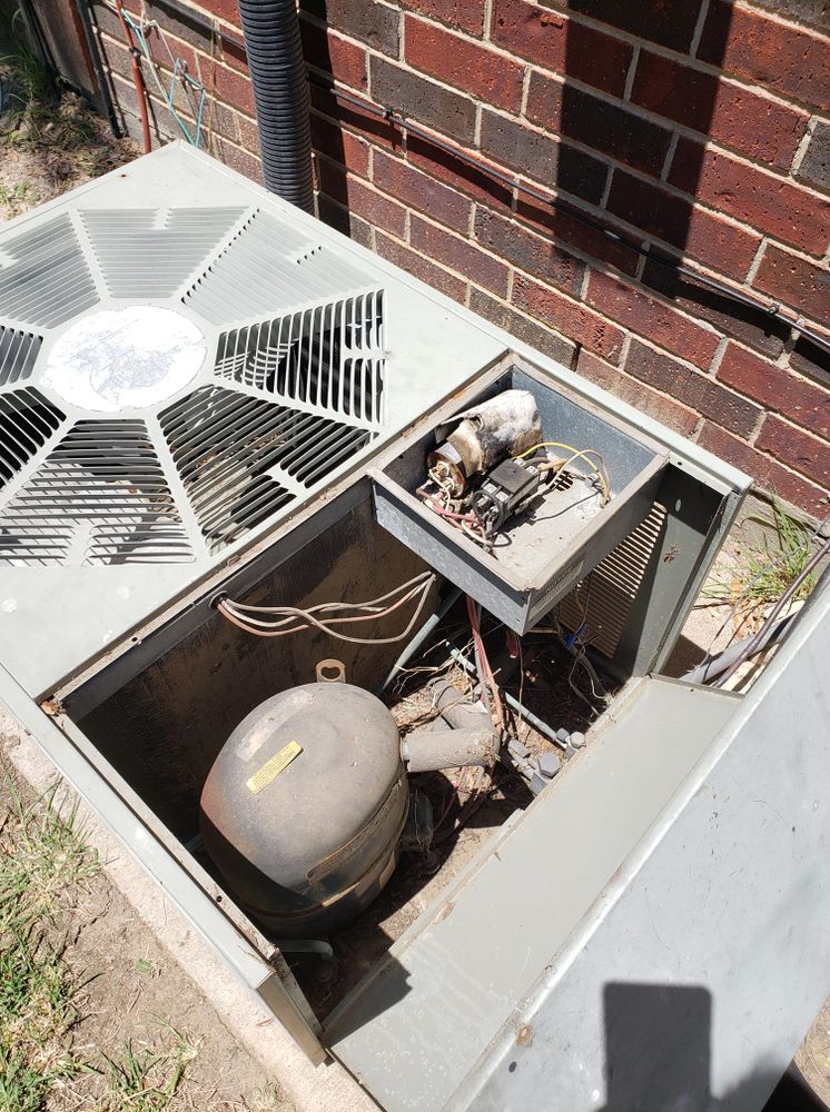 Keep your home comfortable year-round with our HVAC maintenance services, including inspections, cleaning, and tune-ups that improve efficiency, prevent breakdowns, lower energy costs, and extend your heating cooling system’s lifespan. for Balanced Aire HVAC Services in Dallas, TX