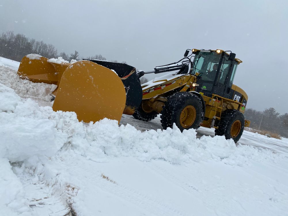 Snow Removal for Greenscape Lawns in Montague, MI