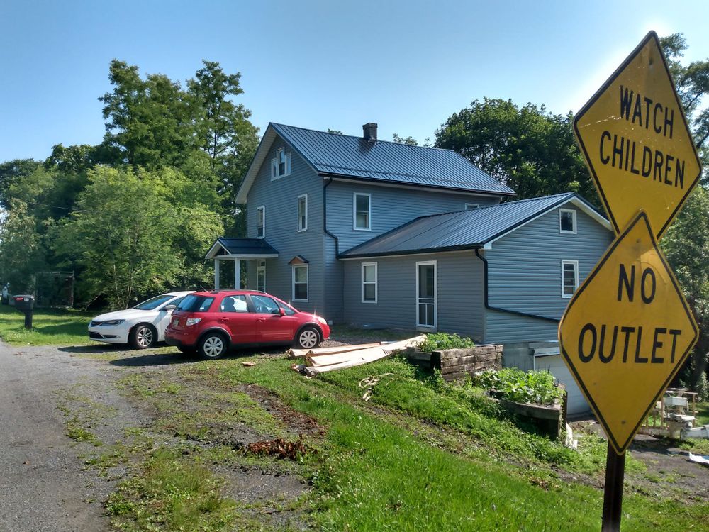 Roofing for Dave's Seamless Gutters & Contracting in Northern Cambria, Pennsylvania