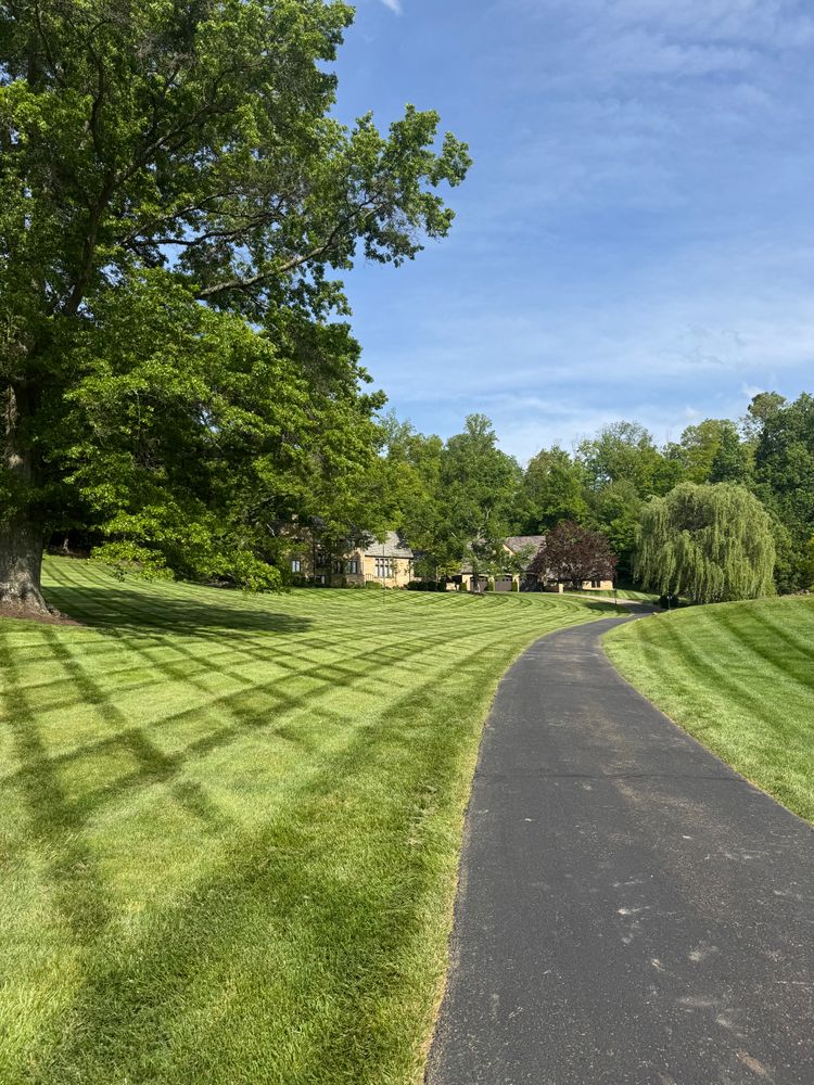 Mowing for Buckeye Lawns & Landscaping LLC in Millersburg, OH