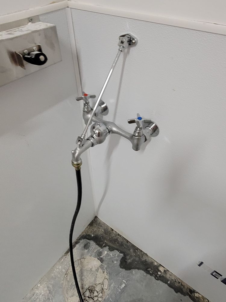 All Photos for Hunts Plumbing INC in Maxton, NC