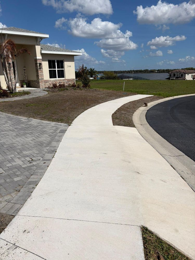 All Photos for Estrada All Pro Lawn Service in Auburndale, Florida