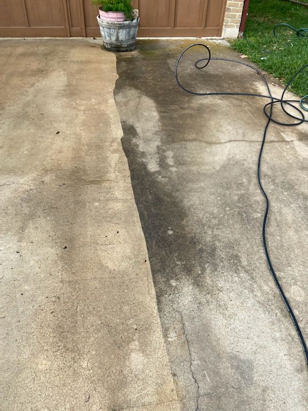 Driveway & Sidewalk Cleaning for MJCT Pressure Washing in Austin, TX