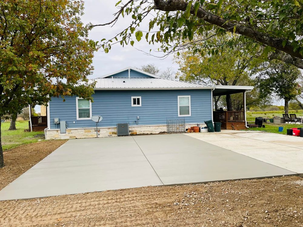 Driveway Construction for Aguayo Concrete in Waxahachie, TX