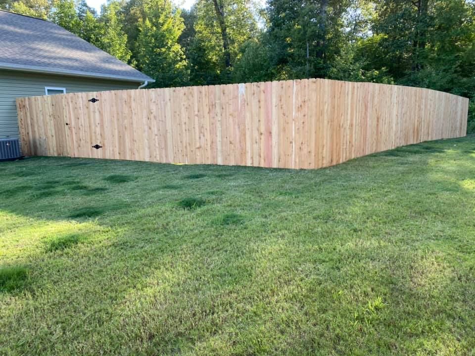 Fencing for B&J Fencing in Harviell, MO