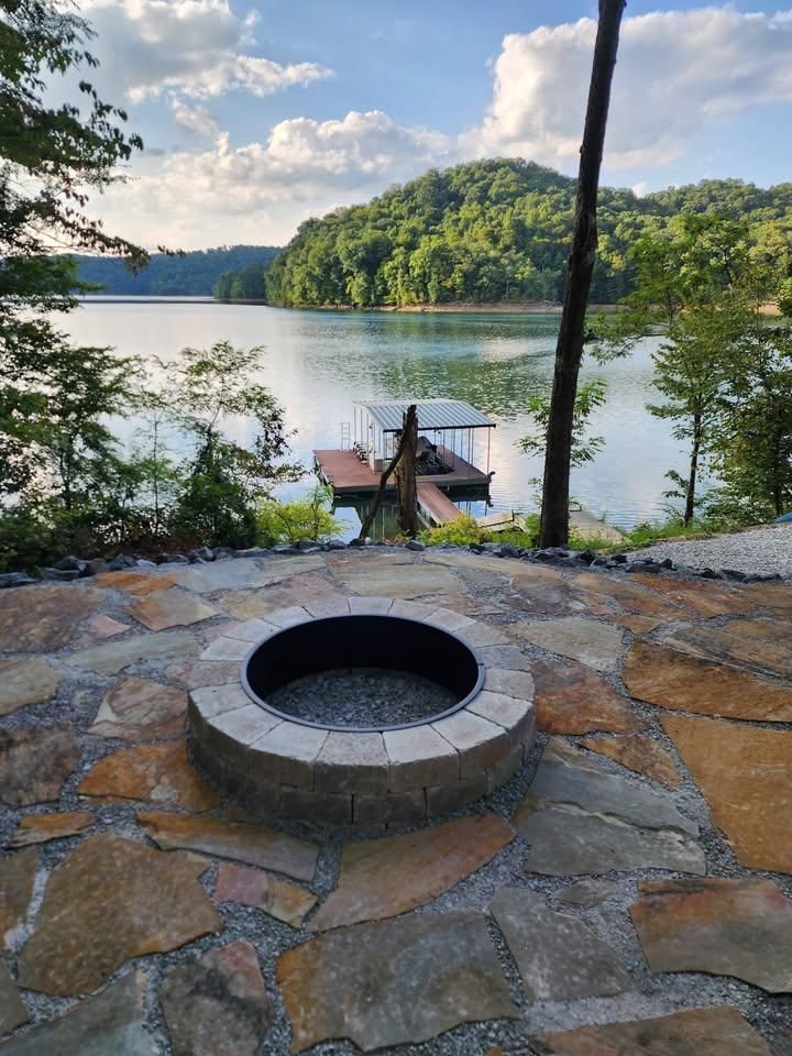 All Photos for Williams Lawn and Land in Sharps Chapel, TN