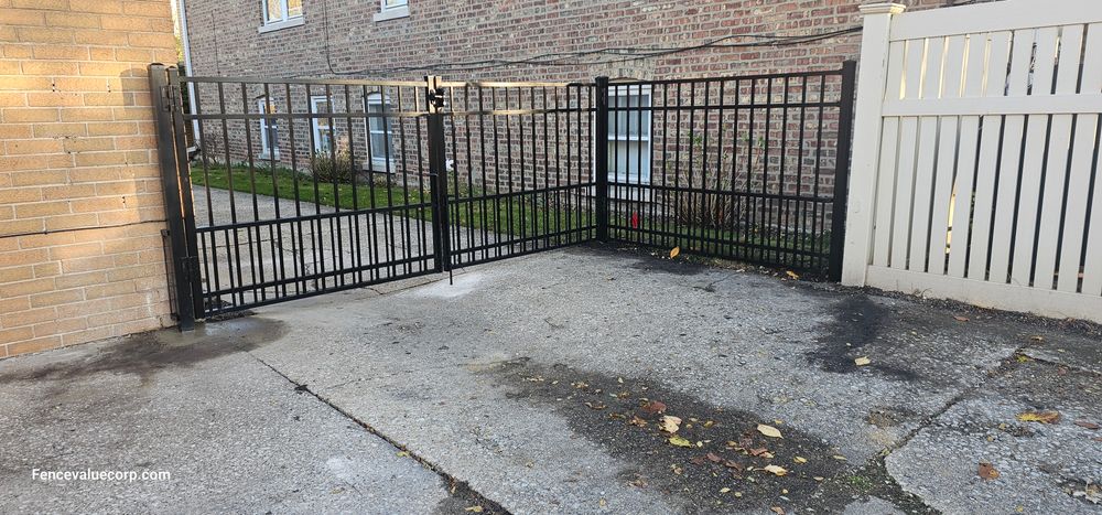 GATES DESIGNS OPTIONS for Fence Value Corp in Chicago, IL