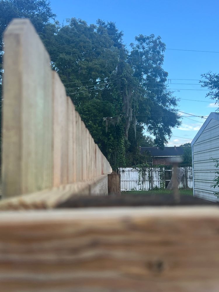 All Photos for Otter's Fence & Gate Repair Service in Palatka, FL