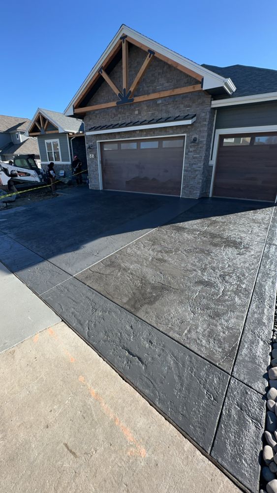 Concrete Driveways for B&M Concrete LLC in Longmont, CO