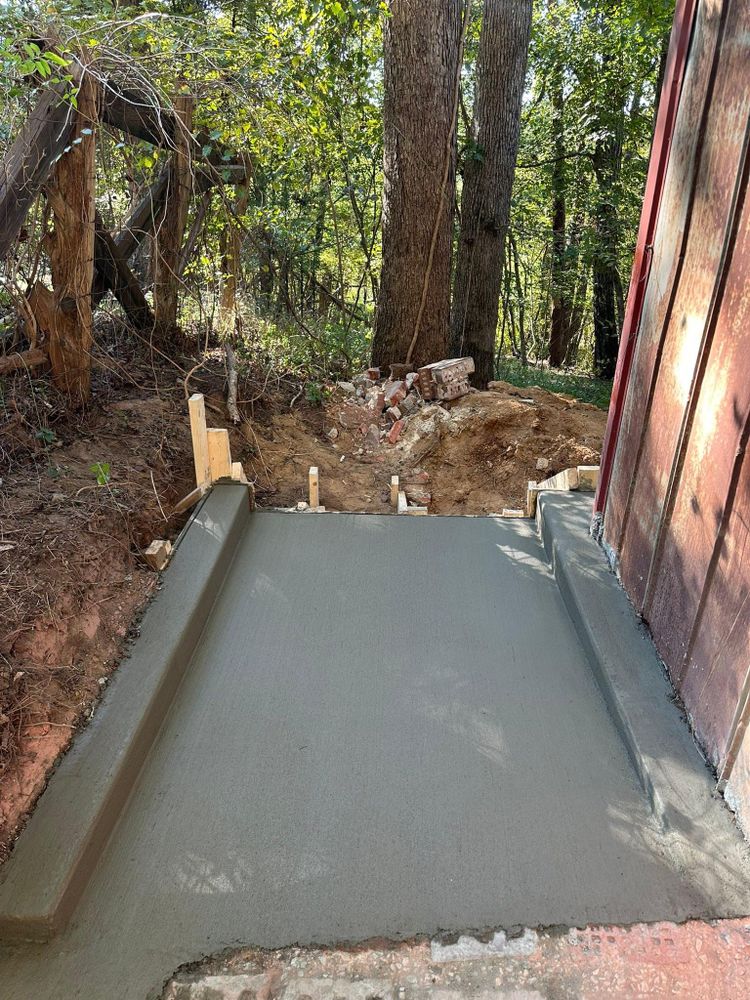 All Photos for Kings Concrete & Construction in Tuscaloosa, AL