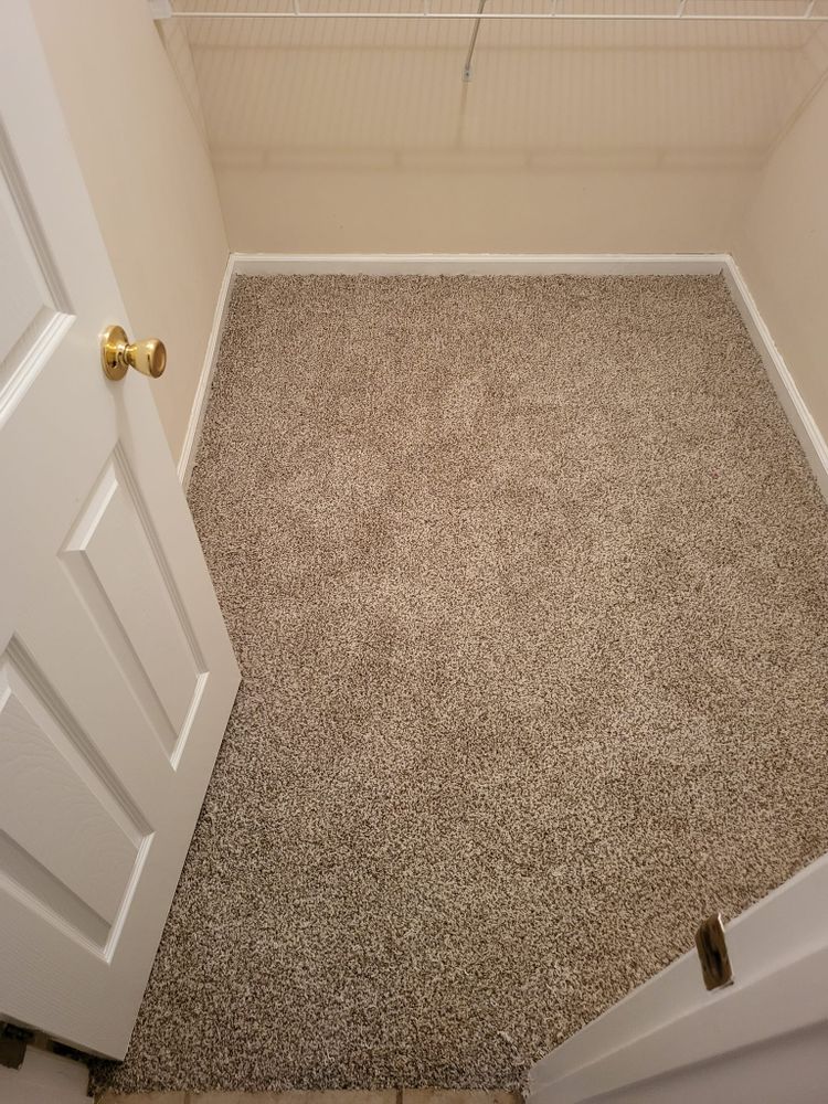 Our professional team at [Company Name] offers expert carpet installation and repair services to transform your home. Let us enhance the beauty and comfort of your space with quality flooring solutions. for Franz Flooring  in Warner Robins, GA