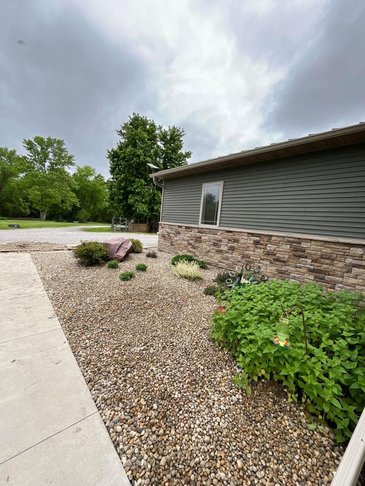 All Photos for Hatalla Lawn Maintenance  in Springfield, IL