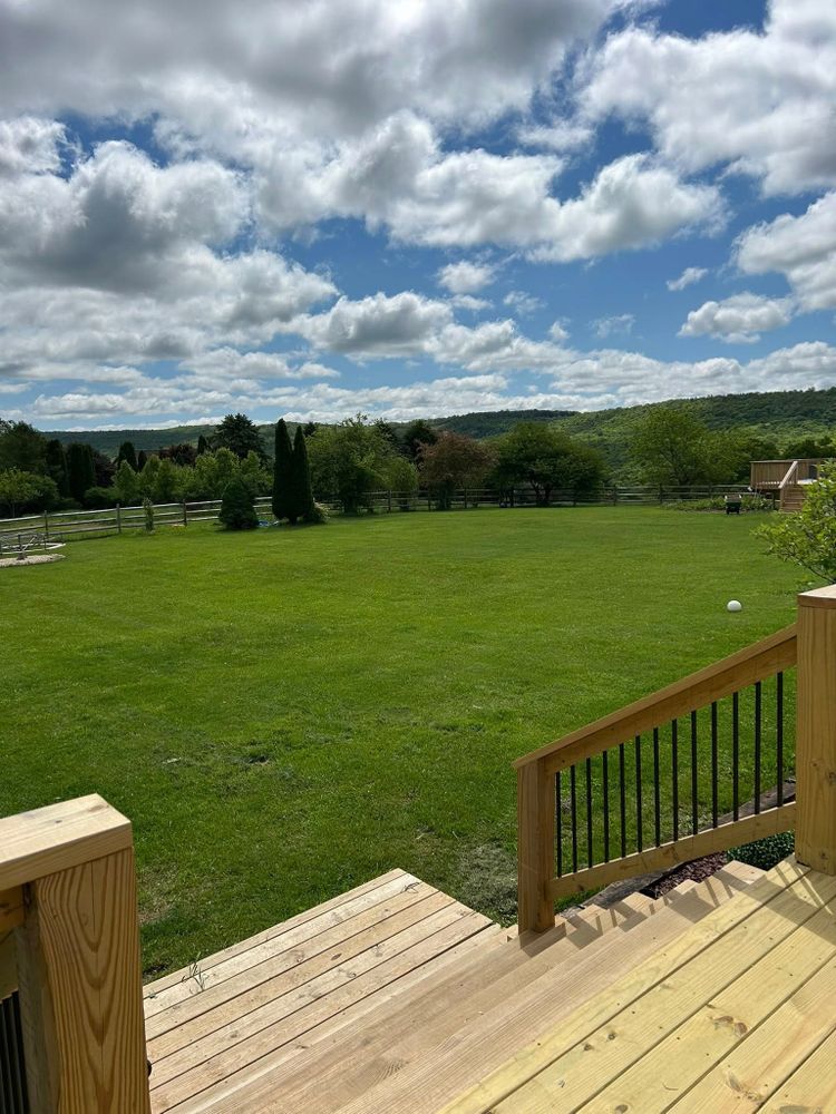 T & L Landscaping and Handyman team in Saylorsburg, PA - people or person