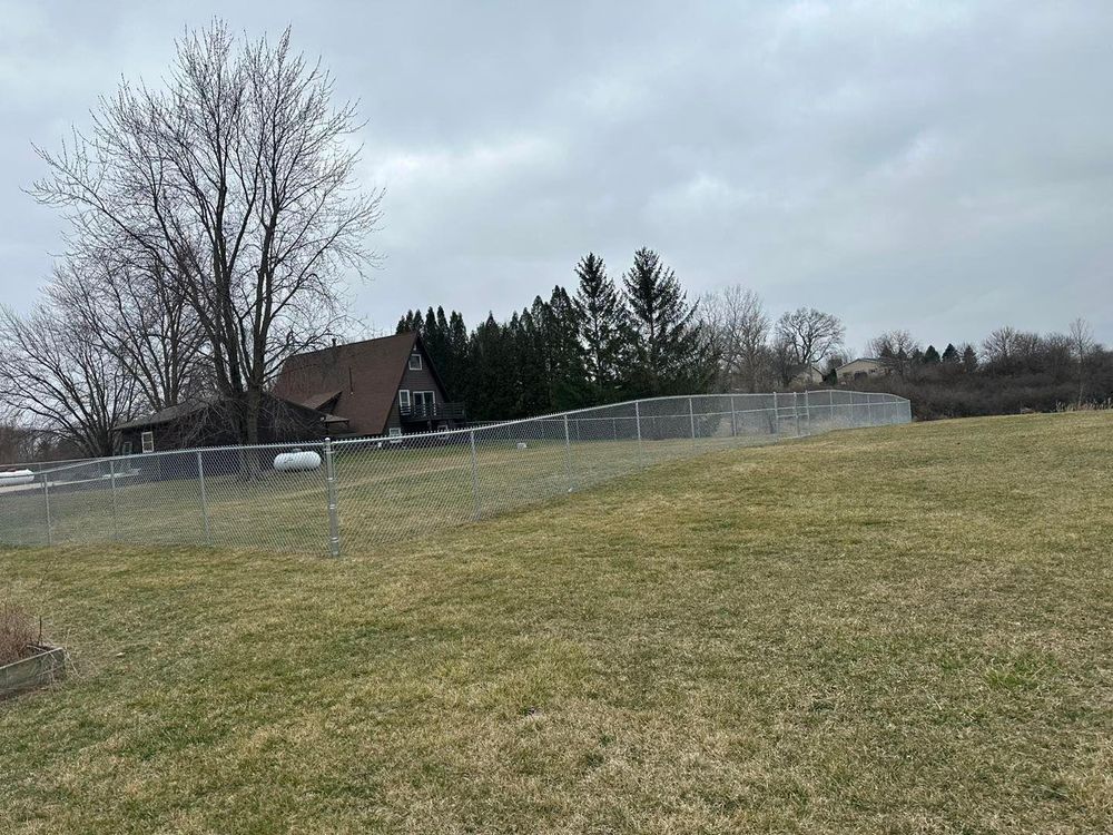 Fence Installation for Illinois Fence & outdoor co. in Kewanee, Illinois