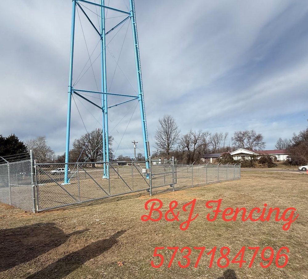 All Photos for B&J Fencing in Harviell, MO