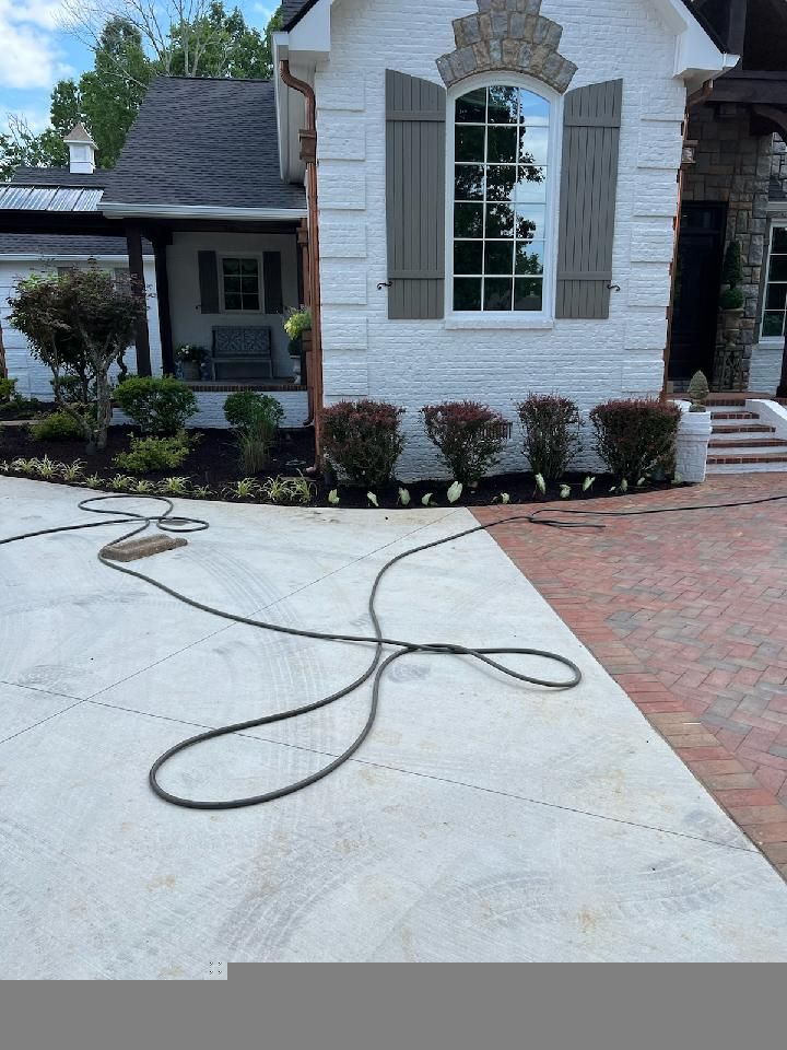 Flower Bed Installations for Adams Lawn Service & Landscaping, Inc. in Shelbyville, TN