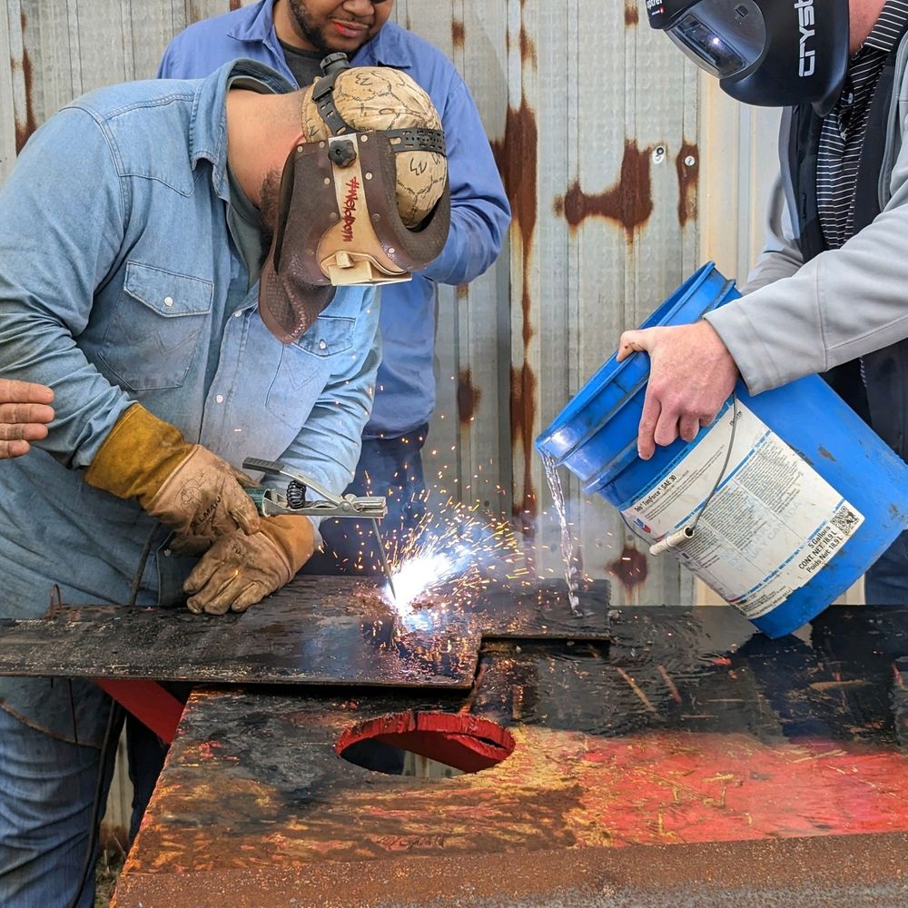 4 States Welding Supply & Equipment team in New Boston,  TX - people or person
