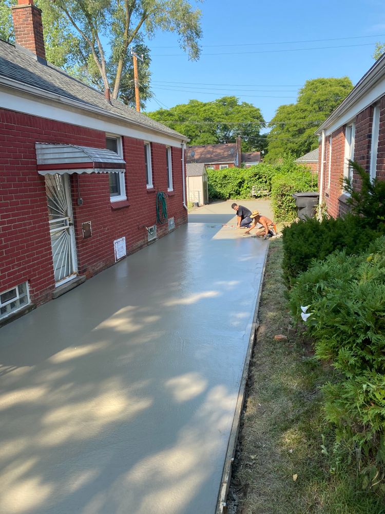 Concrete for Deerbrook Construction in Pontiac, MI