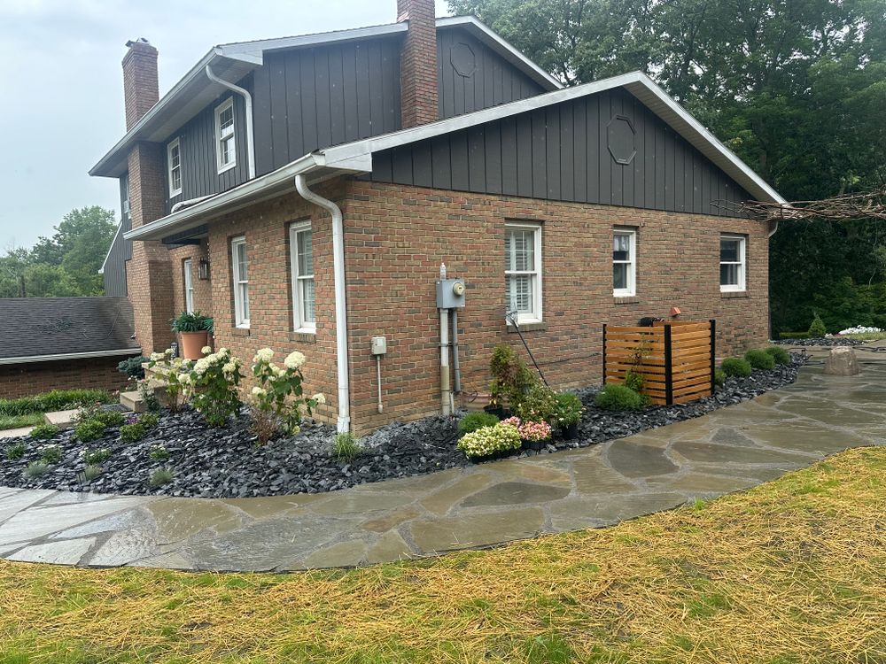 Flagstone Installation for Higgins landscaping LLC in West Jefferson, OH