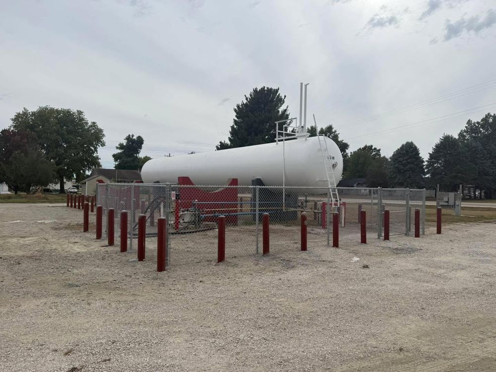 Fence Installation for Illinois Fence & outdoor co. in Kewanee, Illinois