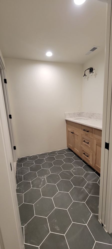 All Photos for Tip Top Tile in Idaho Falls, ID